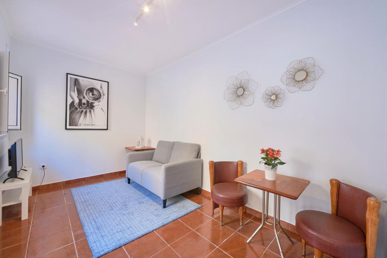 Amazing Terrace And Riverview In Historical Lisbon Bagian luar foto
